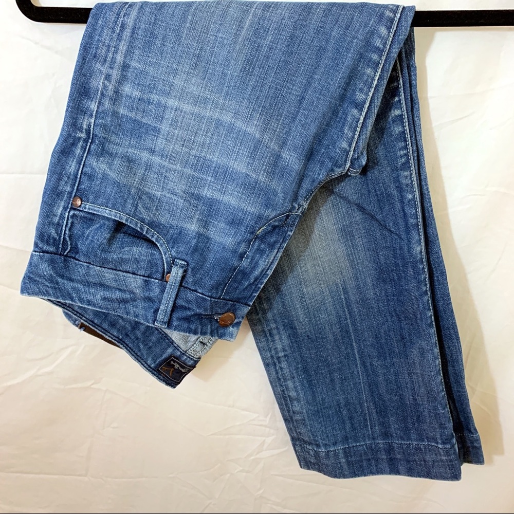 Vigoss Studio Women's  Madison Capri Jeans Size 28